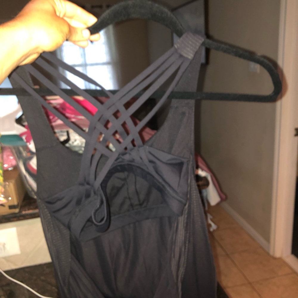 Lululemon tank with built in bra size 10